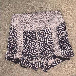 Lululemon Cheetah Spandex Shorts (size 4)
